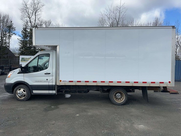 2019-ford-transit-image-8