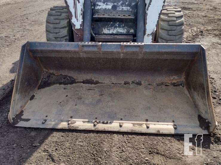 2004-bobcat-s300-image-18