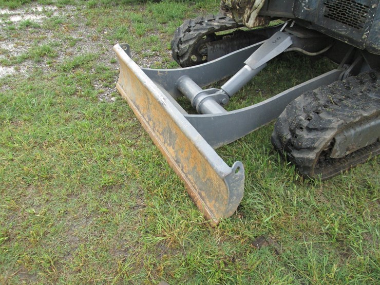 yanmar-vio35-image-10