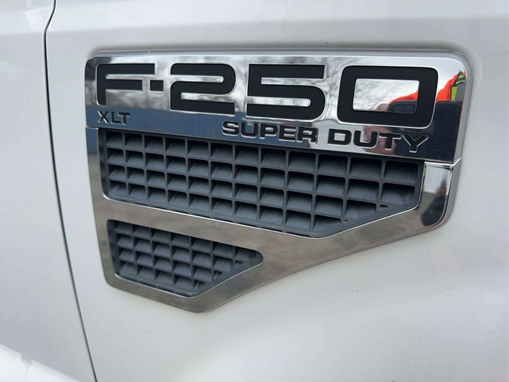 2009-ford-f250-xlt-image-13