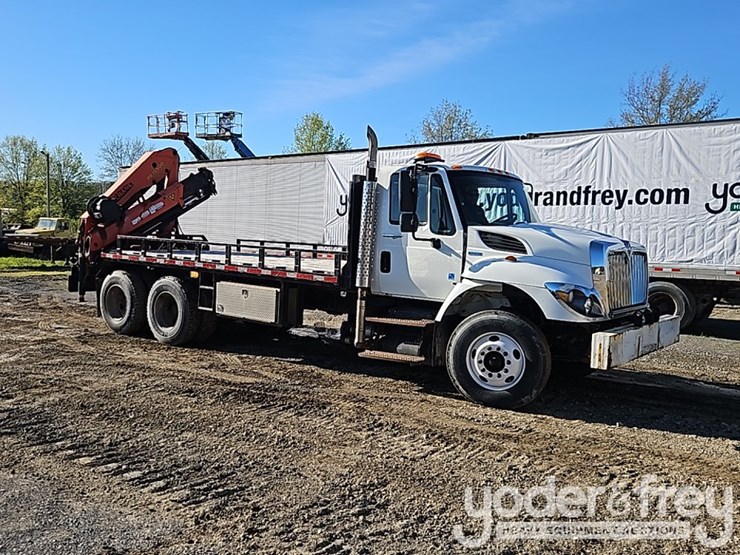 2008-international-7400-image-7