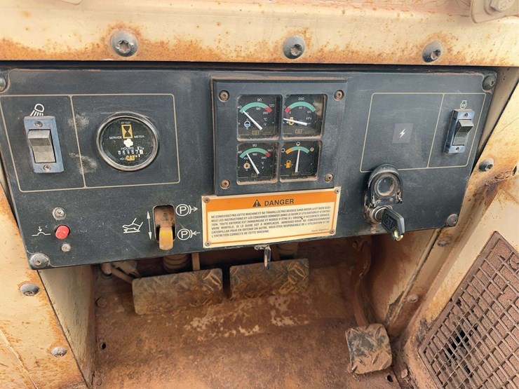 1997-caterpillar-d4c-xl-image-28