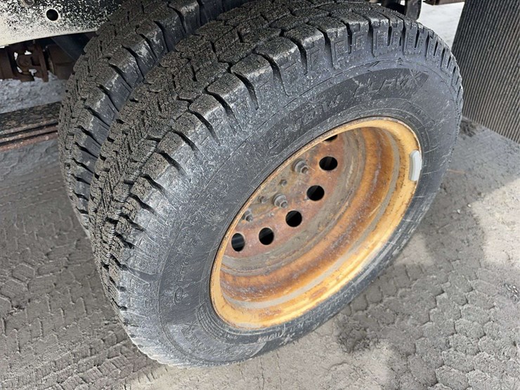 2019-ford-transit-image-10