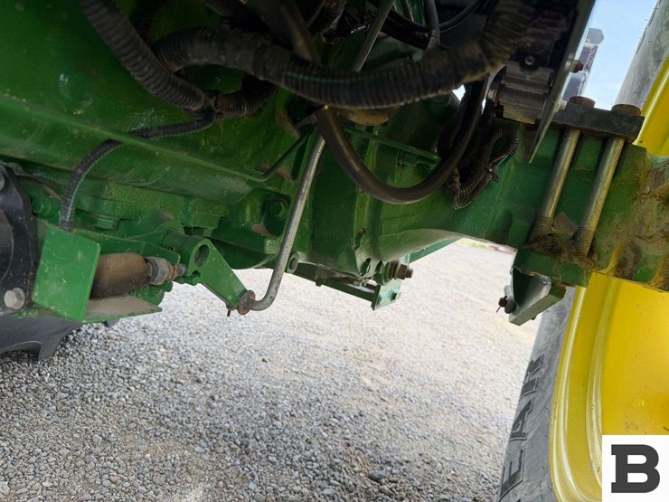 2015-john-deere-5075e-image-27