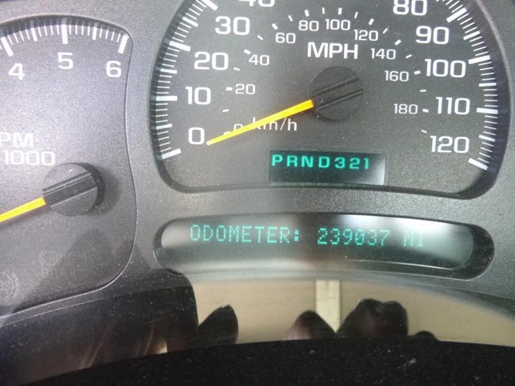 2003-chevrolet-2500-image-29