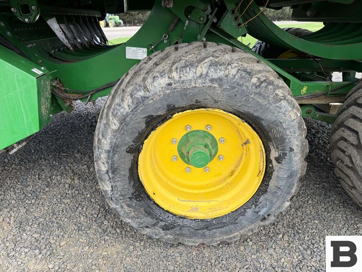 2015-john-deere-l340-image-38