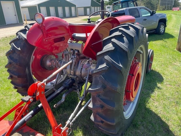 massey-ferguson-65-image-6