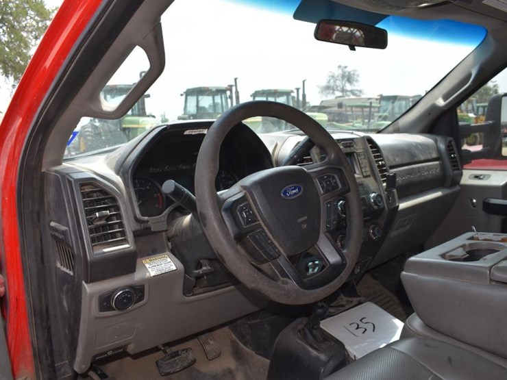 2018-ford-f550-image-19