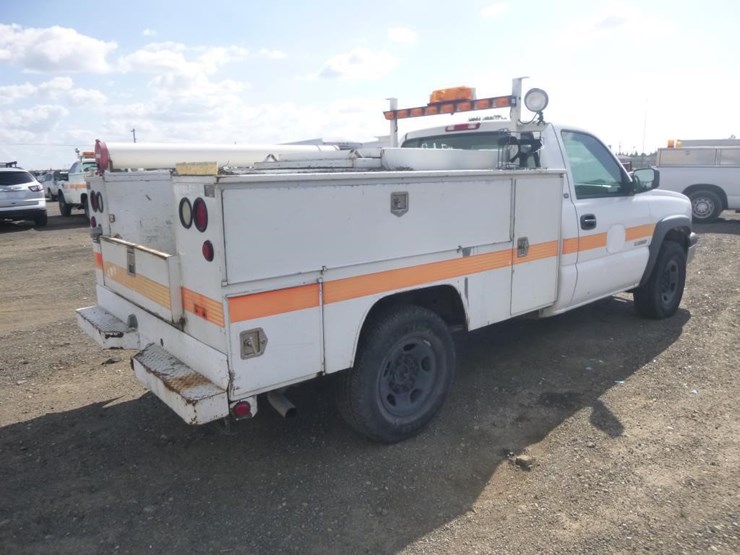 2003-chevrolet-2500-image-4