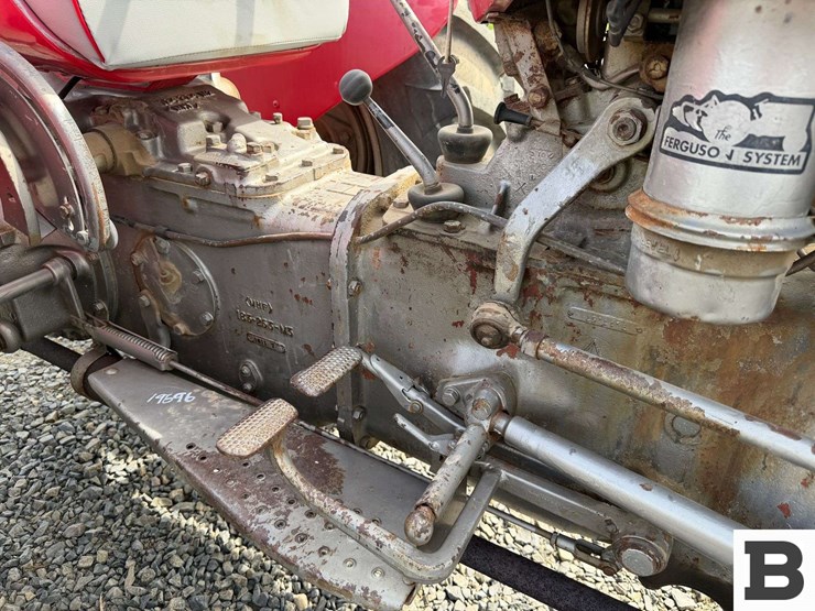 1958-massey-ferguson-to35-image-32