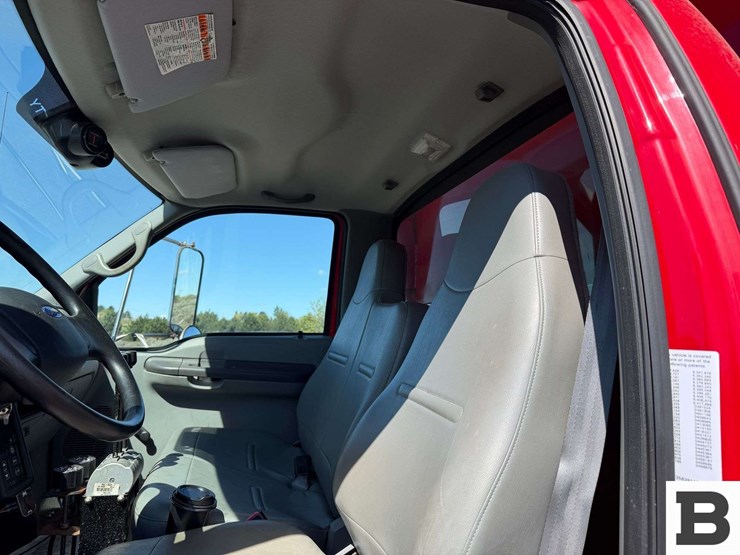 2010-ford-f750-image-49