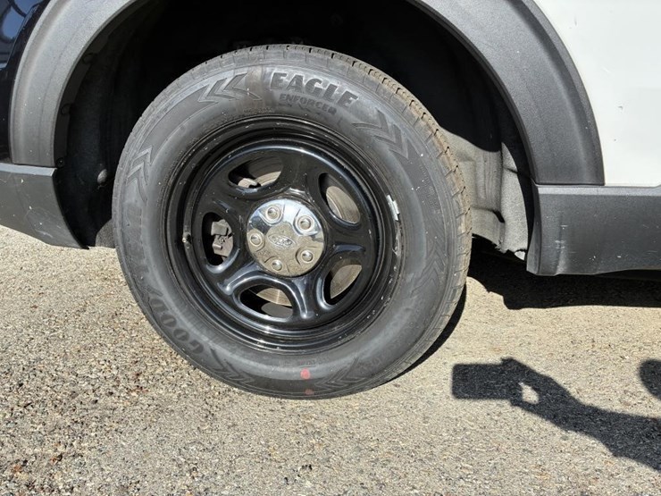 2021-ford-explorer-police-interceptor-image-5