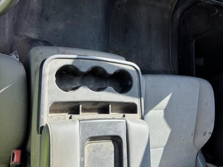 2015-chevrolet-silverado-2500-image-20