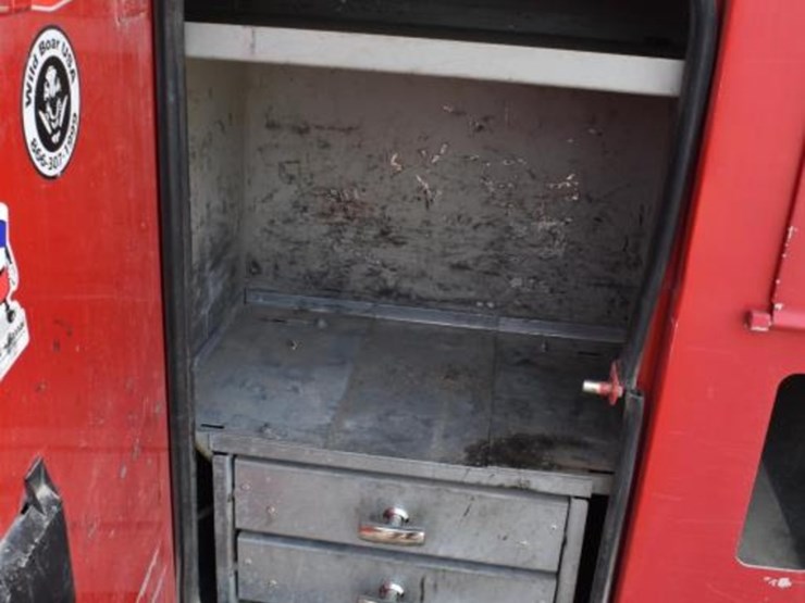 2019-ford-f550-image-10