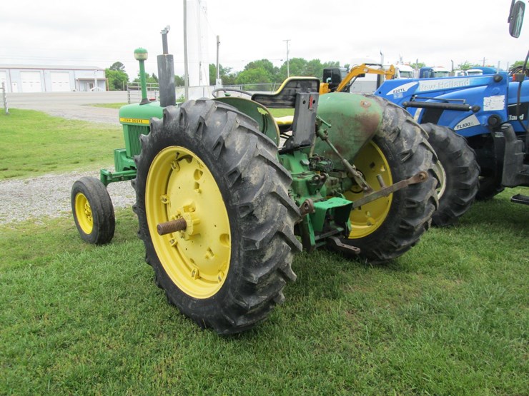 1967-john-deere-1020-image-4