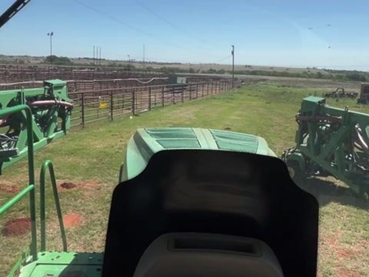 2019-john-deere-r4038-image-1