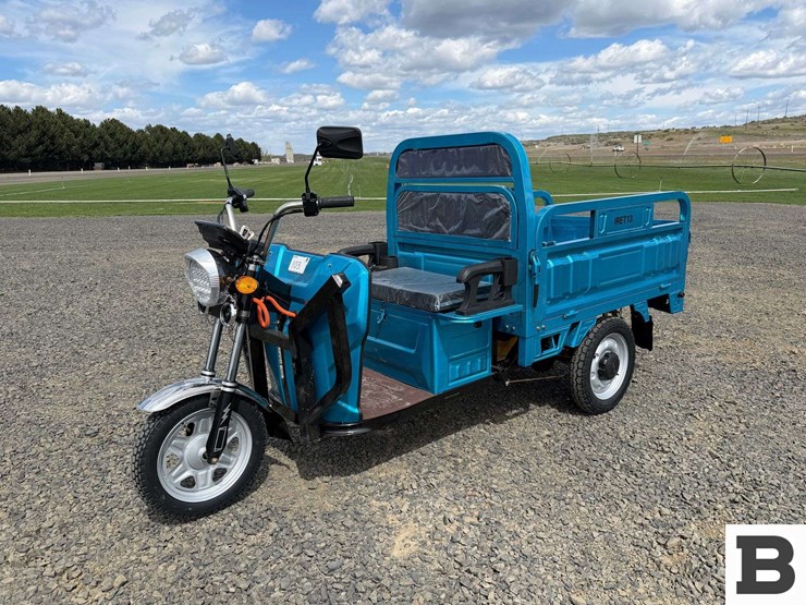 2025-ir-iret13-electric-tricycle-image-1