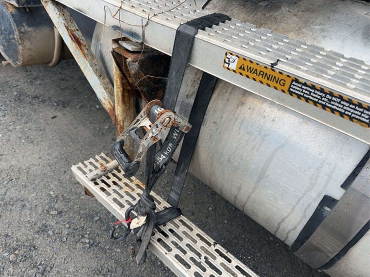 1998-mack-ch613-image-15