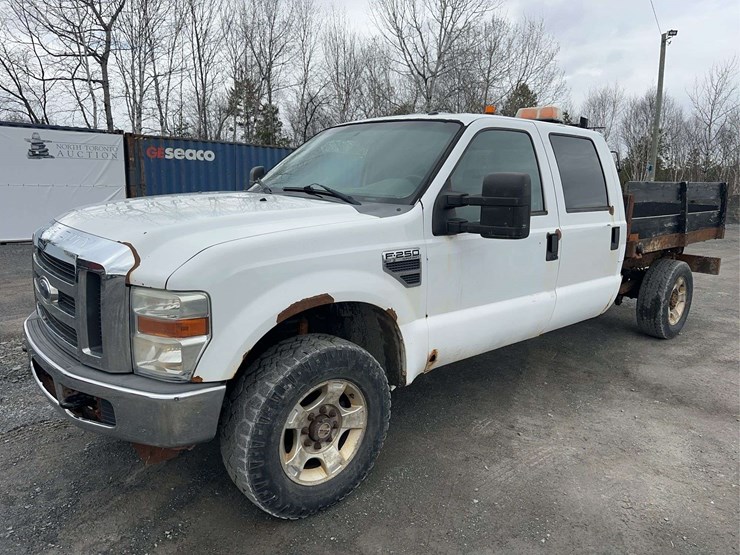2009-ford-f250-xlt-image-1