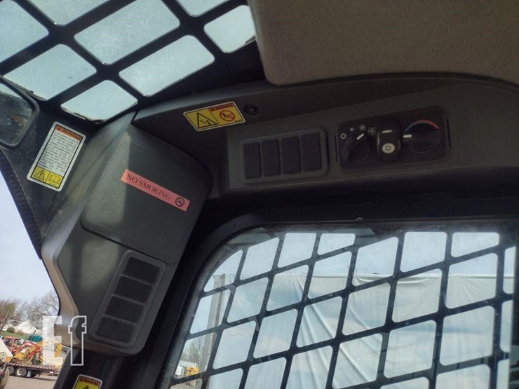 2011-caterpillar-256c-image-8
