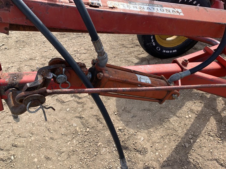 international-100-image-8