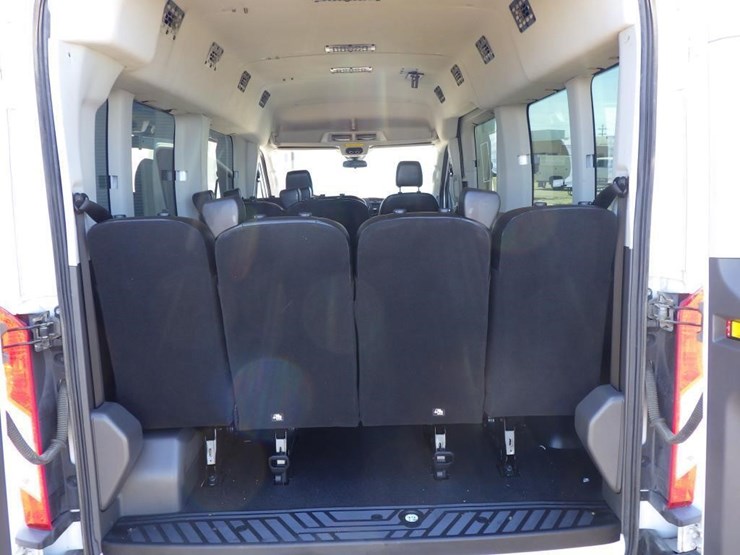 2020-ford-transit-image-8