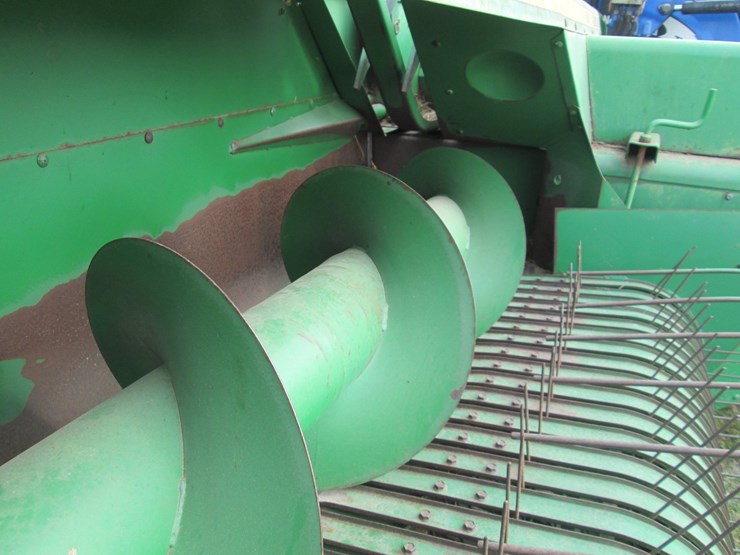 john-deere-348-image-22