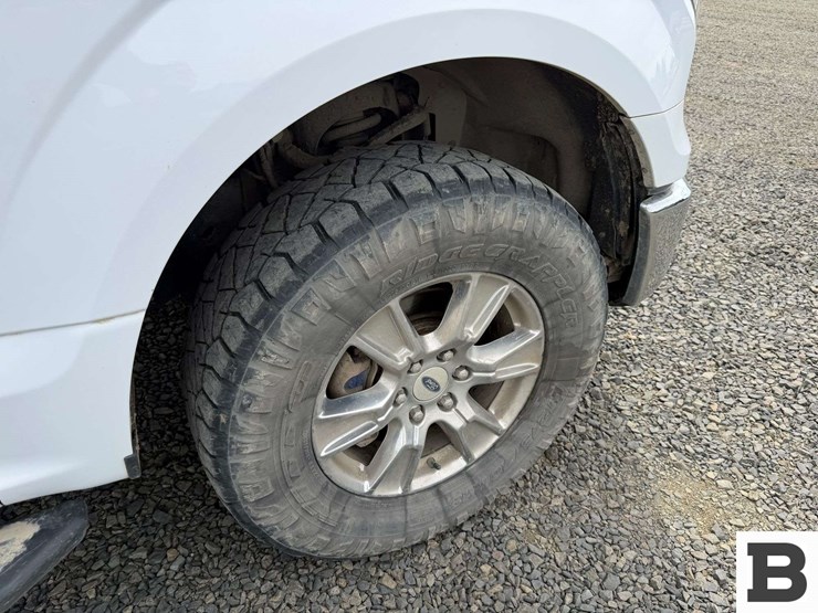 2017-ford-f150-image-24