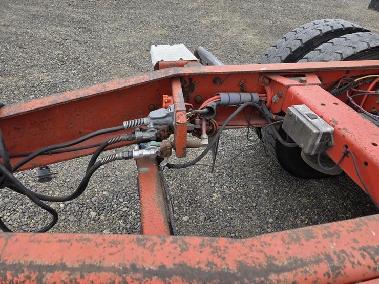 2016-peterbilt-367-image-58