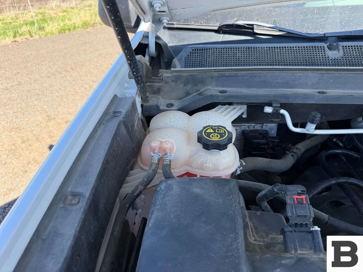 2018-chevrolet-colorado-image-32