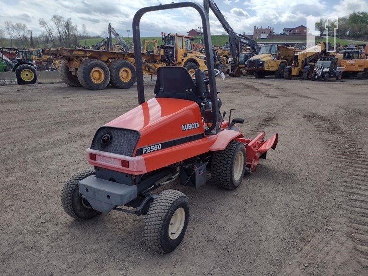 kubota-f2560-image-23