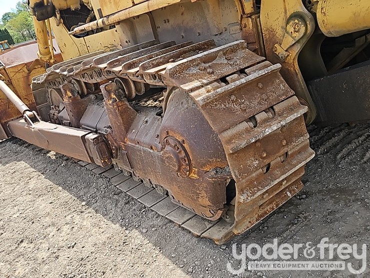 1981-caterpillar-d9h-image-24