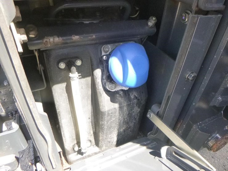 2018-komatsu-wa270-8-image-23