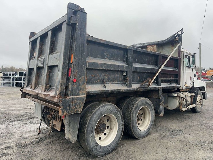 1998-mack-ch613-image-5