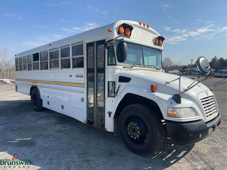 2009-bluebird-vision-image-3