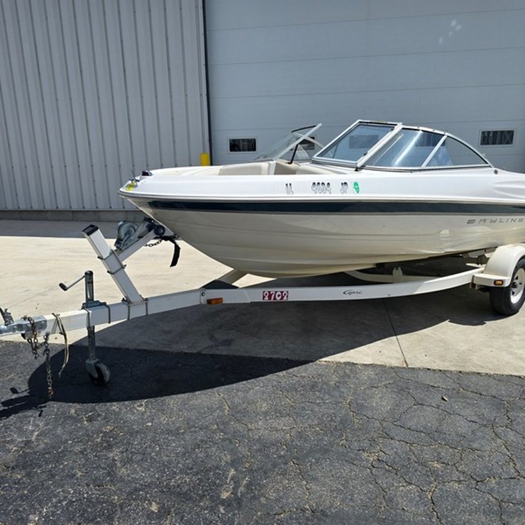 #47 • Bayliner Capri 1750 17' Fiberglass Bowrider Boat