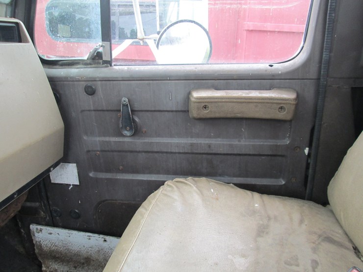 1990-international-4900-image-53