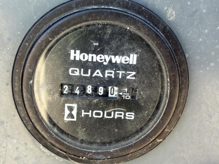 2014-skyjack-sj6832rt-image-13