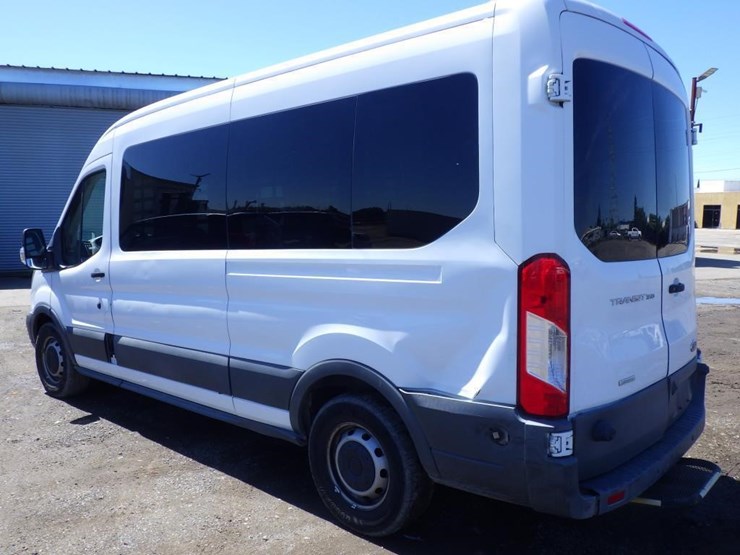 2017-ford-transit-image-4