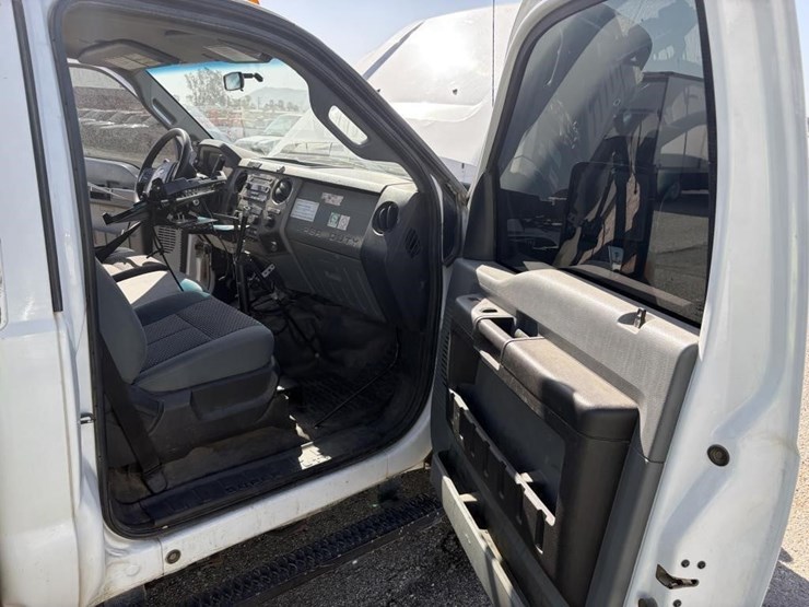 2012-ford-f450-image-12