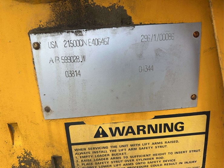 2003-jcb-215-image-33