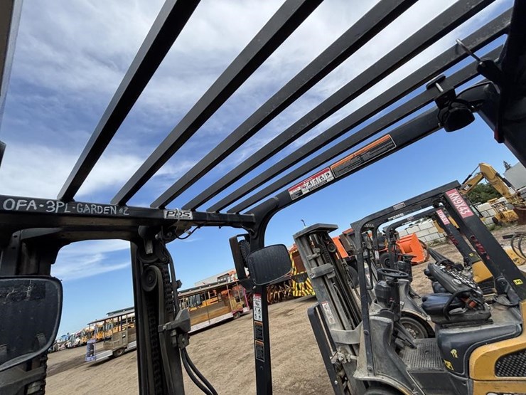 2020-caterpillar-2c6000-image-26