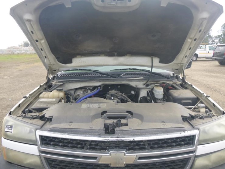 2007-chevrolet-2500-image-23