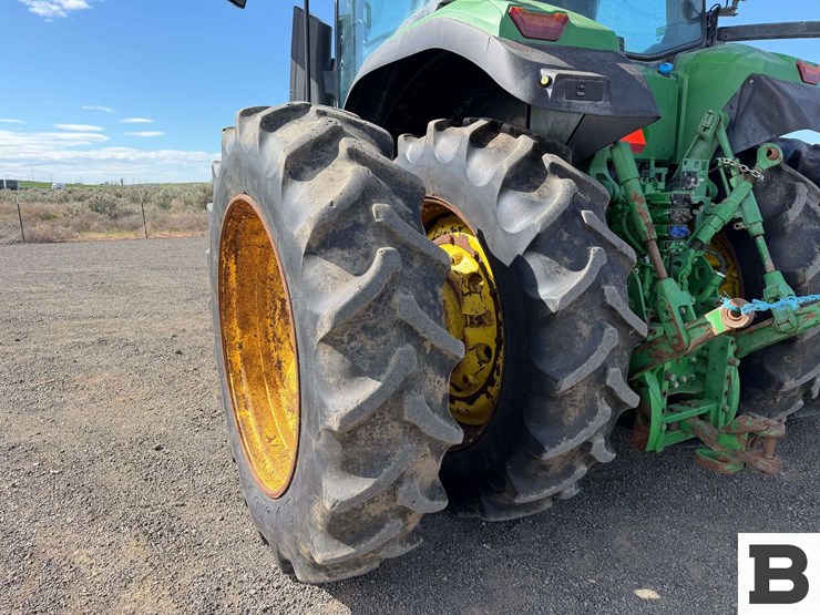 2021-john-deere-7r-210-image-25