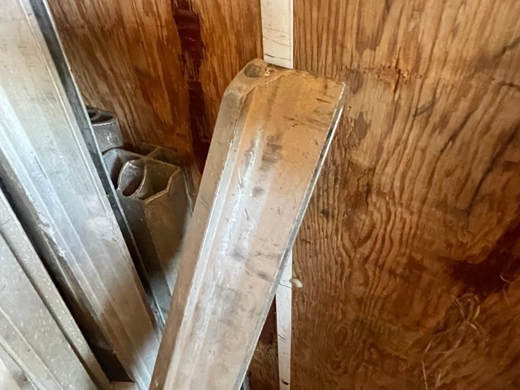 #10419-•-aluminum-stakes-for-trailer-side-kit-image-6