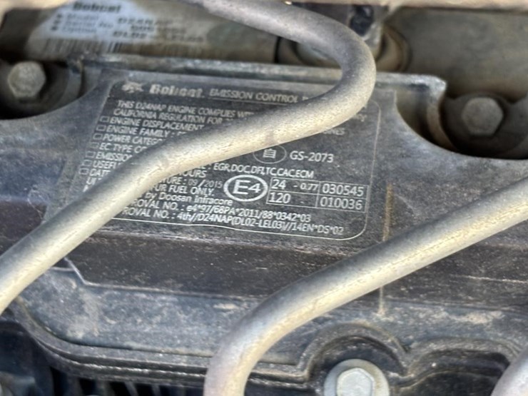 2016-bobcat-t650-image-43