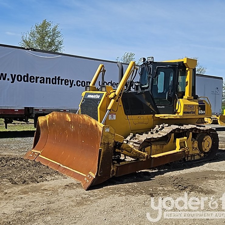 2005 KOMATSU D65EX-15