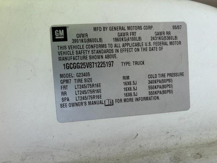 2007-chevrolet-express-2500-image-18