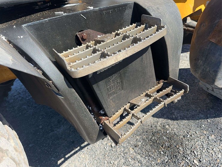 2012-jcb-3cx-image-22