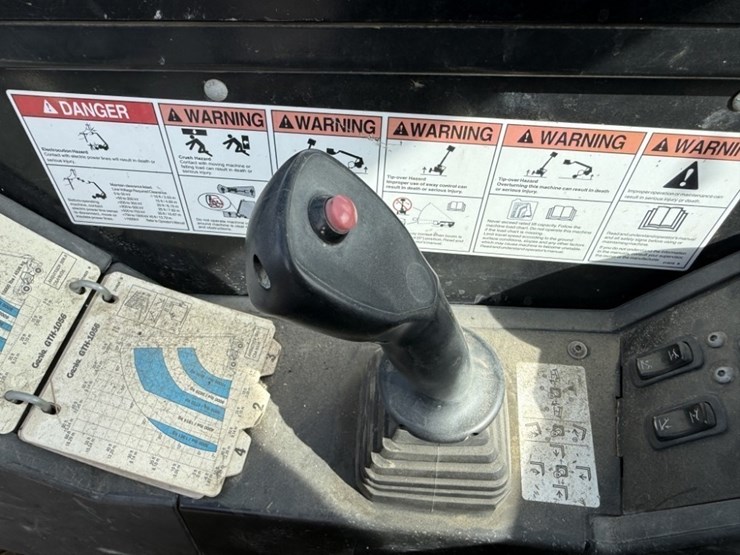 2016-genie-gth1056-image-34